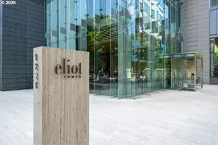 1221 SW 10th Ave, Portland, OR 97205 - Photo 2