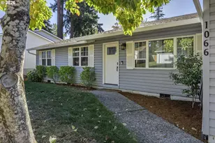 1066 SE Fir Grove Loop, Hillsboro, OR 97123 - Photo 2