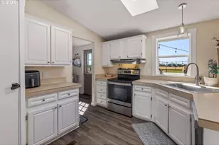 1153 Tucker Rd, Toledo, WA 98591 - Photo 10