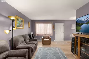 1465 NE Kane Dr, Gresham, OR 97030 - Photo 6