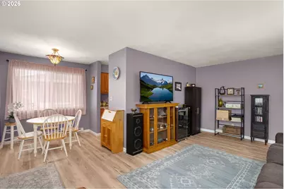 1465 NE Kane Dr, Gresham, OR 97030 - Photo 8