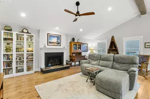 3215 SE Baypoint Dr, Vancouver, WA 98683 - Photo 4