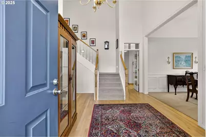 14341 SE Terrace Dr, Clackamas, OR 97015 - Photo 4