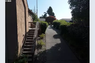 980 Brooke Ln, Brookings, OR 97415 - Photo 48