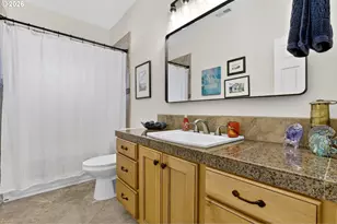 18525 NE Marine Dr, Portland, OR 97230 - Photo 20