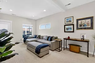 18525 NE Marine Dr, Portland, OR 97230 - Photo 26