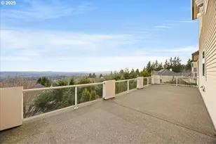 9228 NW McKenna Dr, Portland, OR 97229 - Photo 20