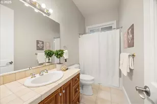 9228 NW McKenna Dr, Portland, OR 97229 - Photo 36