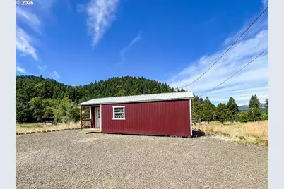 740 Ireland Rd, Winston, OR 97496 - Photo 1