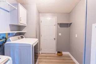 1949 SE Palmquist Rd, Gresham, OR 97080 - Photo 28