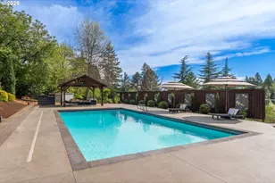 1925 Childs Rd, Lake Oswego, OR 97034 - Photo 38