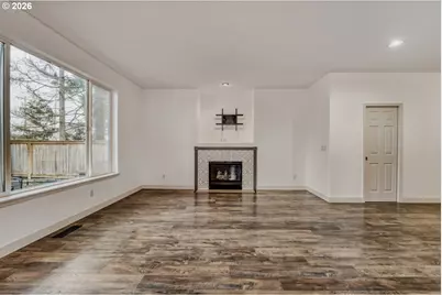 43 S 20th Ave, Cornelius, OR 97113 - Photo 4