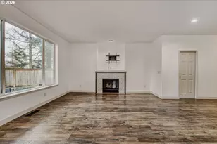 43 S 20th Ave, Cornelius, OR 97113 - Photo 4