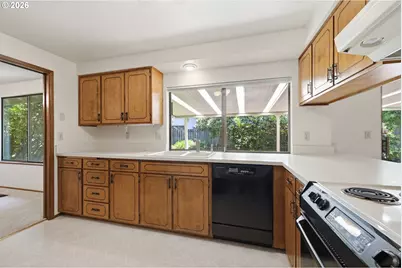 1761 Russet Dr, Eugene, OR 97401 - Photo 16