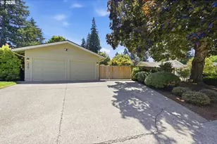1761 Russet Dr, Eugene, OR 97401 - Photo 4