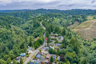 180 N Johnson St, Coquille, OR 97423 - Photo 30