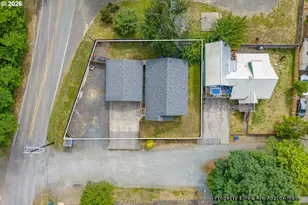 180 N Johnson St, Coquille, OR 97423 - Photo 32