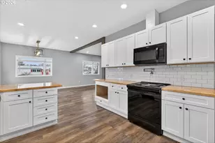 1545 3rd St, Haines, OR 97833 - Photo 14