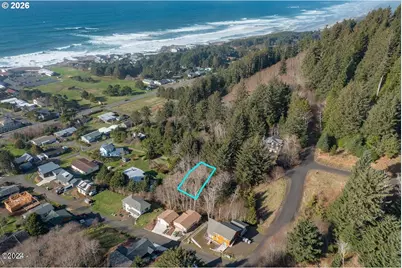 210 Chief Albert Dr, Yachats, OR 97498 - Photo 2