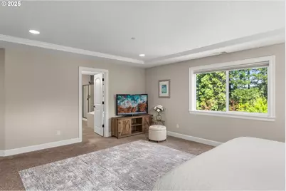 13053 NW Lombardy Dr, Portland, OR 97229 - Photo 20