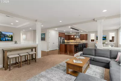 13053 NW Lombardy Dr, Portland, OR 97229 - Photo 10