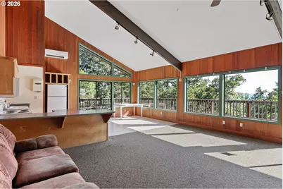 151 Treehill Loop, Eugene, OR 97405 - Photo 36