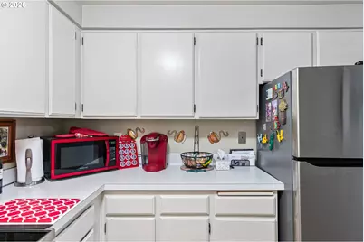 151 Treehill Loop, Eugene, OR 97405 - Photo 20