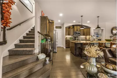 205 Oak Knoll Way, Jacksonville, OR 97530 - Photo 24