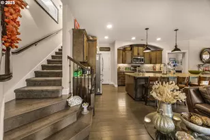 205 Oak Knoll Way, Jacksonville, OR 97530 - Photo 24