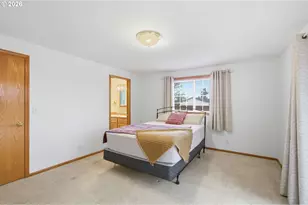 2337 Loch Dr, Springfield, OR 97477 - Photo 18