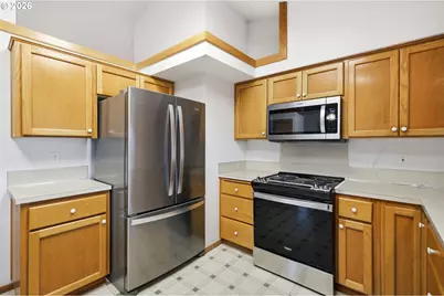 2337 Loch Dr, Springfield, OR 97477 - Photo 8