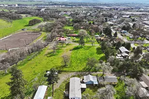 1043 Irvine St, The Dalles, OR 97058 - Photo 40