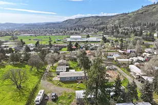 1043 Irvine St, The Dalles, OR 97058 - Photo 38