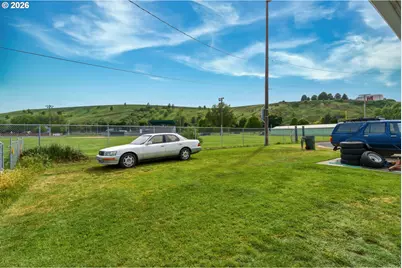 129 E Catherine Ave, Milton-Freewater, OR 97862 - Photo 24