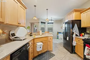 849 N View Dr, Winchester, OR 97495 - Photo 20
