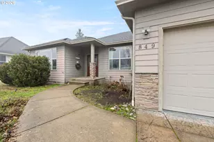 849 N View Dr, Winchester, OR 97495 - Photo 2