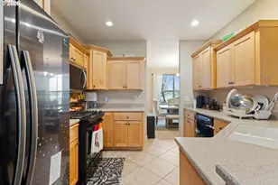 849 N View Dr, Winchester, OR 97495 - Photo 22