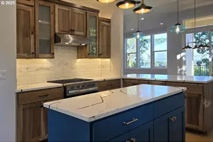 3442 River Heights Drive, Springfield, OR 97477 - Photo 10