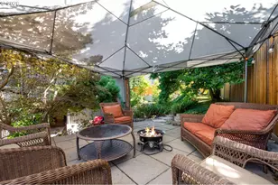 2530 SW 23rd St, Gresham, OR 97080 - Photo 28
