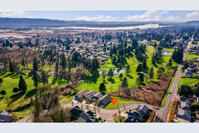 925 Fairway Dr, Washougal, WA 98671 - Photo 16