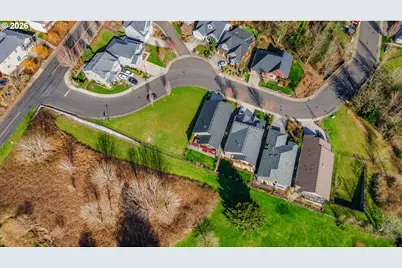 925 Fairway Dr, Washougal, WA 98671 - Photo 8