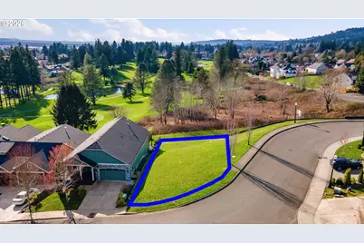 925 Fairway Dr, Washougal, WA 98671 - Photo 2