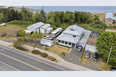 228 S Empire Blvd, Coos Bay, OR 97420 - Photo 1
