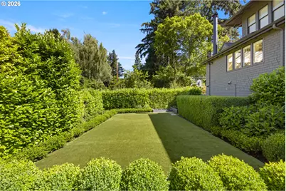 2768 SW Fern St, Portland, OR 97201 - Photo 14