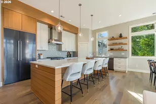 17808 Hillside Way, Lake Oswego, OR 97034 - Photo 8