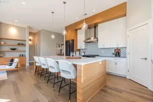 17808 Hillside Way, Lake Oswego, OR 97034 - Photo 10