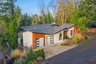 17808 Hillside Way, Lake Oswego, OR 97034 - Photo 2