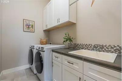 17808 Hillside Way, Lake Oswego, OR 97034 - Photo 28