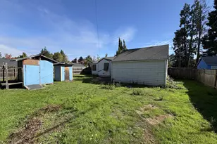740 14th St, Springfield, OR 97477 - Photo 12