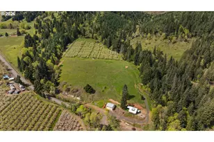 5524 Binns Hill Dr, Hood River, OR 97031 - Photo 10